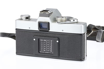 Lot 93 - A Minolta SRT101b 35mm SLR Camera