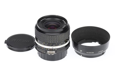 Lot 359 - A Nikon Nikkor f/2.8 35mm AI-S Lens