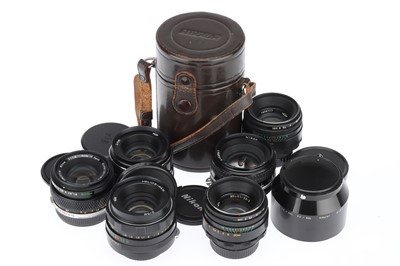 Lot 352 - A Selection of SLR Prime Lenses