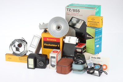 Lot 416 - A Mixed Selection of Camera Flashguns