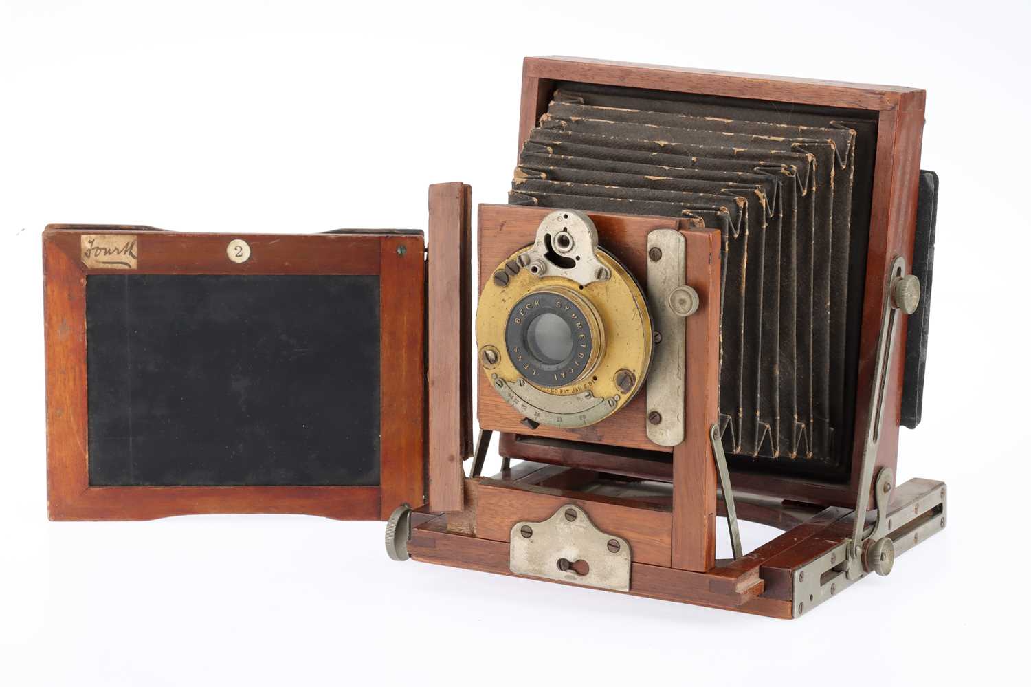 Lot 382 - Quarter Plate Mahogany Field Camera