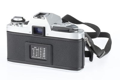 Lot 133 - A Minolta X-300 35mm SLR Camera