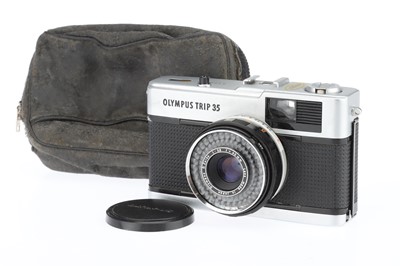 Lot 172 - An Olympus Trip 35 Compact Camera