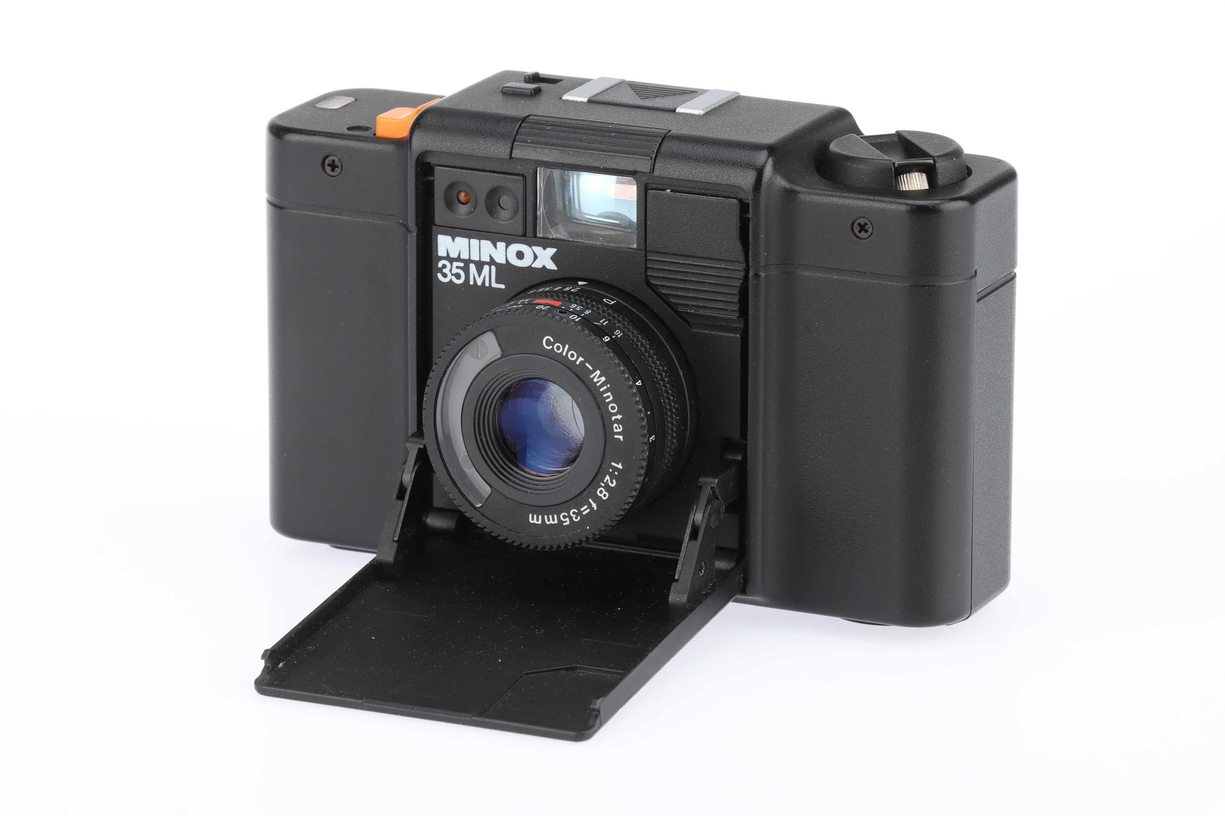 Lot 134 A Minox 35 ML Ultra Compact 35mm Camera