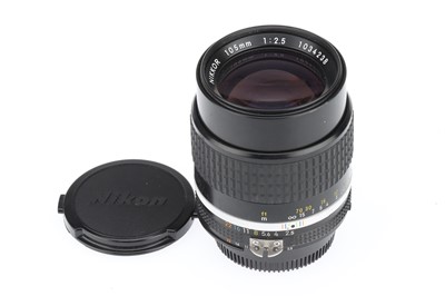 Lot 513 - A Nikon Nikkor f/2.5 105mm AI-S Lens