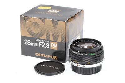Lot 169 - An Olympus OM-System Zuiko Auto-W f/2.8 28mm Lens