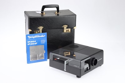 Lot 454 - A Voigtlander Slide Projector