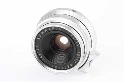 Lot 11 - A Leitz Summaron f/2.8 35mm Lens
