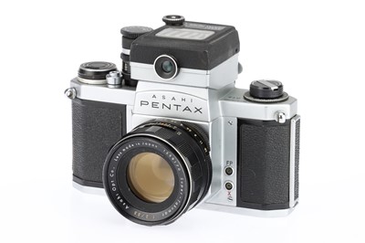 Lot 348 - A Pentax S1a 35mm SLR Camera