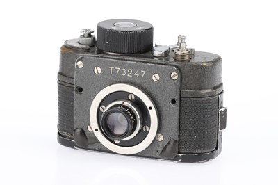 Lot 376 - A Krasnogorsk F-21 Spy Camera