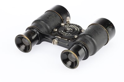 Lot 21 - Leica R Lens Accessories