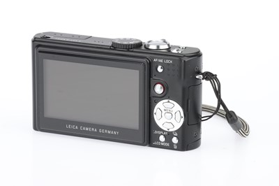 Lot 412 - A Leica D-Lux 3 Compact Digital Camera