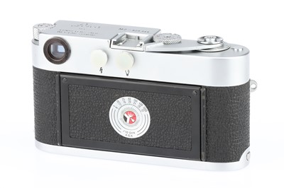 Lot 2 - A Leica M2 Rangefinder Body