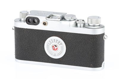 Lot 29 - A Leica IIIg Rangefinder Camera
