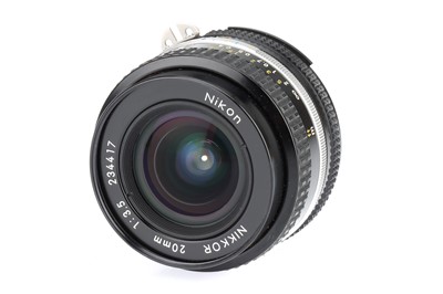 Lot 86 - A Nikon Ai Nikkor f/3.5 20mm Lens