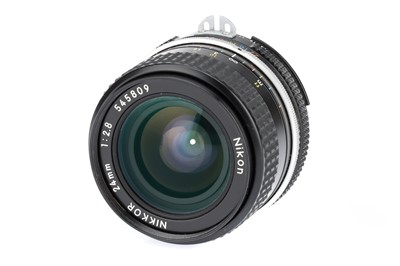 Lot 87 - A Nikon Ai Nikkor f/2.8 24mm Lens