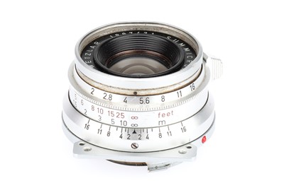 Lot 12 - A Leitz Summicron f/2 35mm Lens