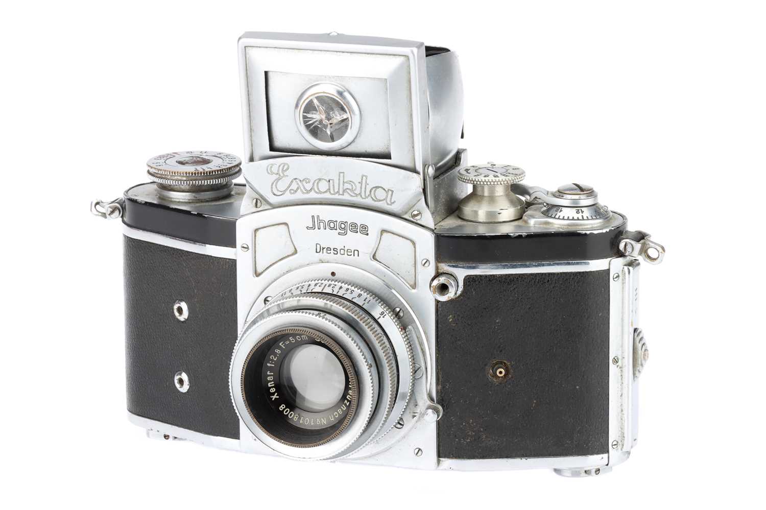 Lot 208 - An Ihagee Kine Exakta Model 1.1 35mm SLR Camera