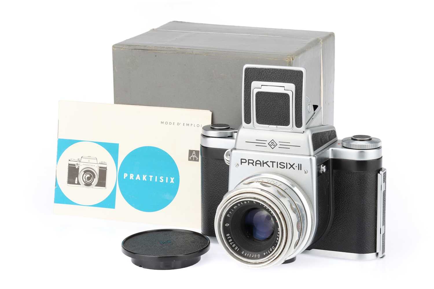 Lot 142 - A Kamera Werkstatten Praktisix II Medium Format SLR Camera