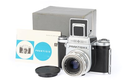 Lot 142 - A Kamera Werkstatten Praktisix II Medium Format SLR Camera