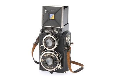 Lot 156 - A Voigtlander Superb Medium Format TLR Camera