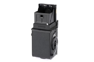 Lot 154 - A Yashica Mat-124 G Medium Format TLR Camera