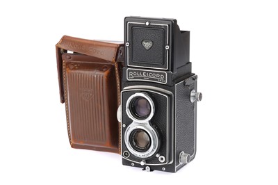 Lot 149 - A Rollei Rolleicord Model III Medium Format TLR Camera