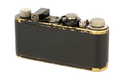 Lot 130 - A Leica I Model A Close Focus Camera