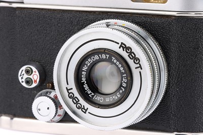 Lot 153 - A Robot Vollautomat Star II 35mm Clockwork Camera