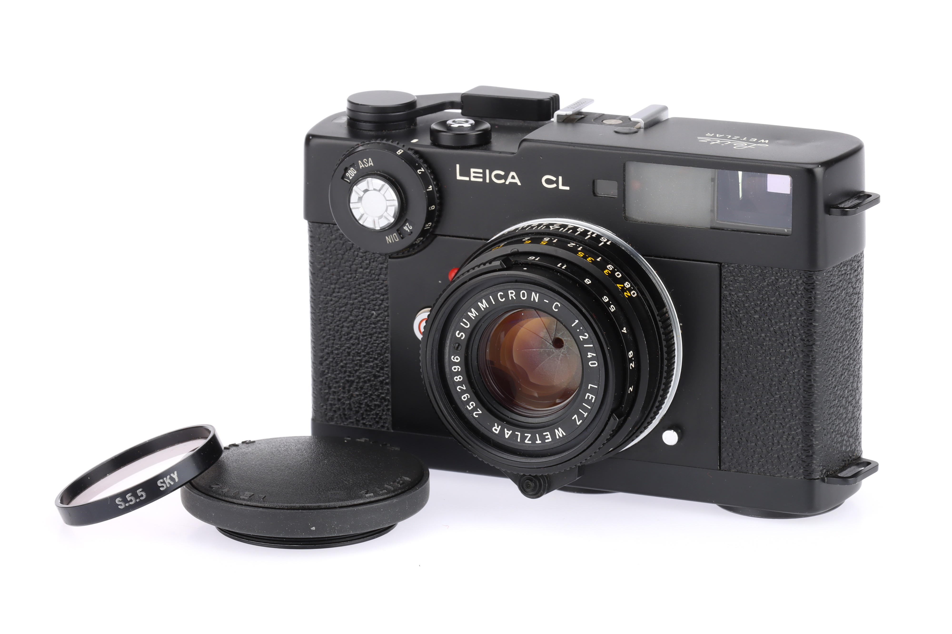 Lot 8 - A Leitz Wetzlar Leica CL Compact 35mm