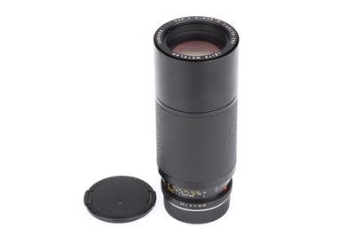 Lot 42 - A Leitz Vario-Elmar-R f/4.5 75-200mm Camera Lens