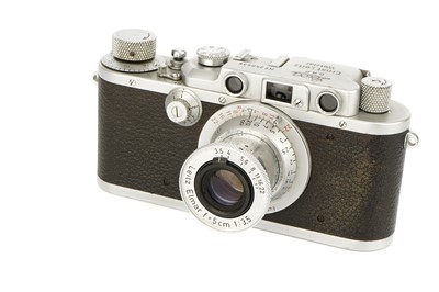 Lot 141 - A Leica IIIa Rangefinder Camera