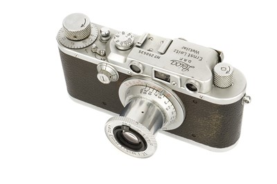 Lot 141 - A Leica IIIa Rangefinder Camera