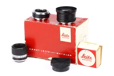 Lot 65 - A Selection of Leica Accessories