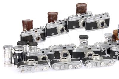 Lot 120 - A Selection of Foca Screw Mount Cameras & Lenses