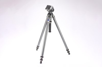 Lot 608 - A Gitzo G 320 Heavy Duty Tripod