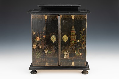 Lot 4 - A Regency Chinese Medicine Chest