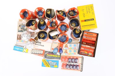 Lot 603 - A Mixed Selection of Photographic Flash Bulbs