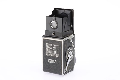 Lot 243 - A Rolleiflex Automat Model II TLR Camera