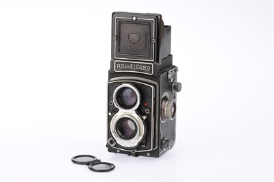 Lot 240 - A Rolleicord Va Medium Format TLR Camera