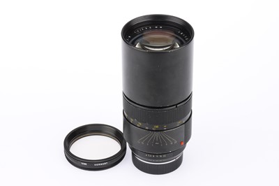 Lot 18 - A Leitz Canada Telyt-R f/4 200mm Camera Lens