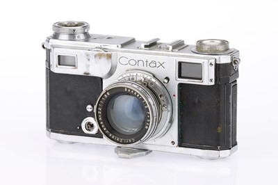 Lot 52 - A Zeiss Ikon Contax II 35mm Rangefinder Camera