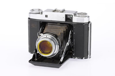 Lot 283 - A Zeiss Ikon Super Ikonta Medium Format Rangefinder Camera