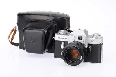 Lot 17 - A Leitz Leicaflex 35mm SLR Camera