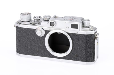 Lot 165 - A Canon IIF 35mm Rangefinder Camera Body