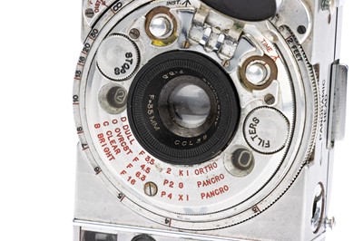 Lot 123 - A LeCoultre & Cie Compass Camera