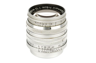 Lot 166 - A Leitz Summarit f/1.5 50mm Lens