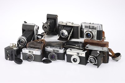 Lot 427 - A Mixed Selection of Cameras