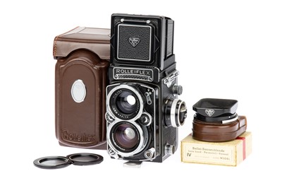 Lot 150 - A Rollei Wide-Angle Rolleiflex TLR Medium Format Camera