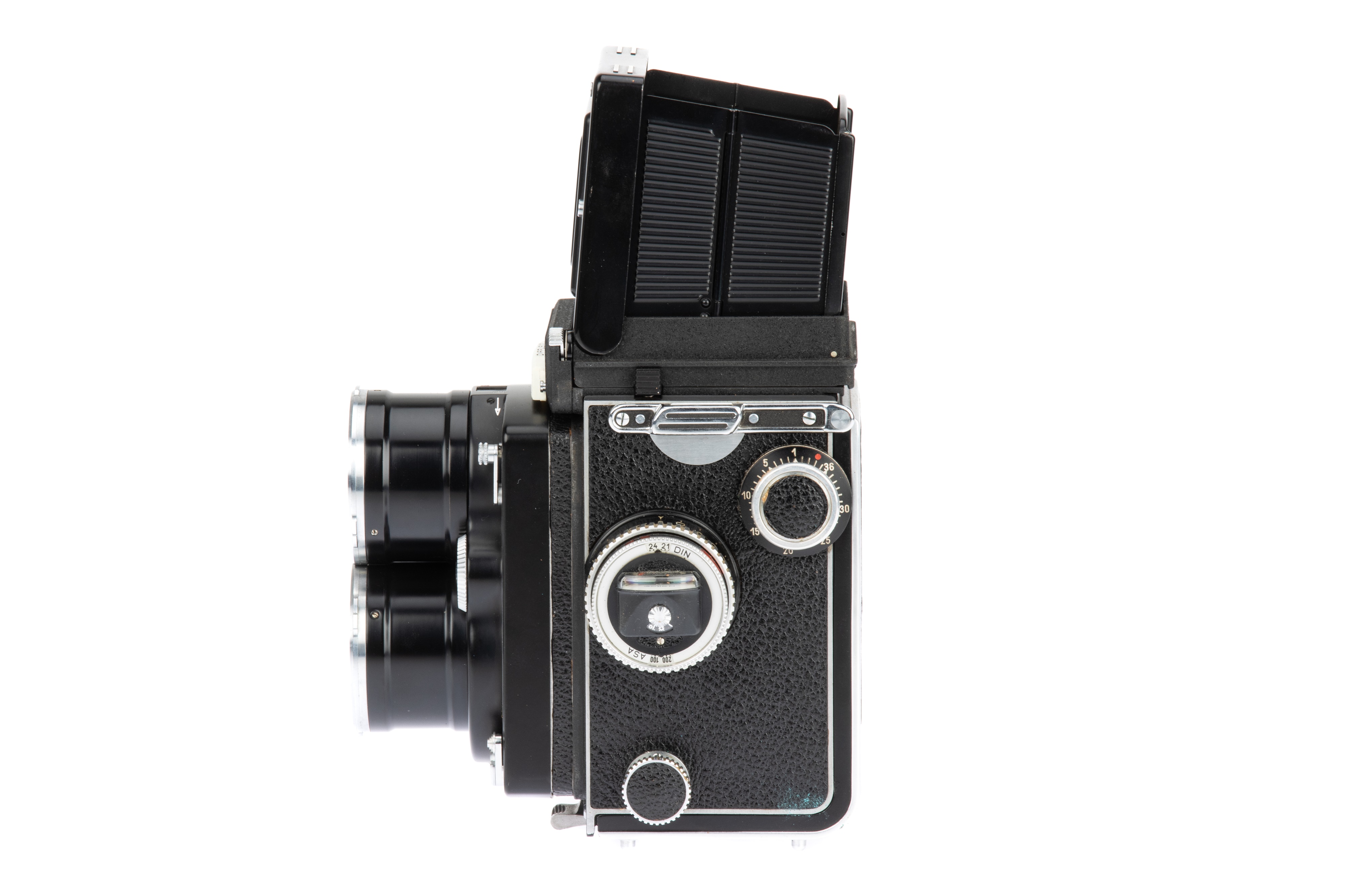 A Female Photographer Using A Vintage Rolleiflex TLR Medium Format Film Camera Concept Retro Photography 289349652 A Female Photographer Using A Vintage Rolleiflex TLR Medium Format Film Camera Concept Retro Photography 289349652